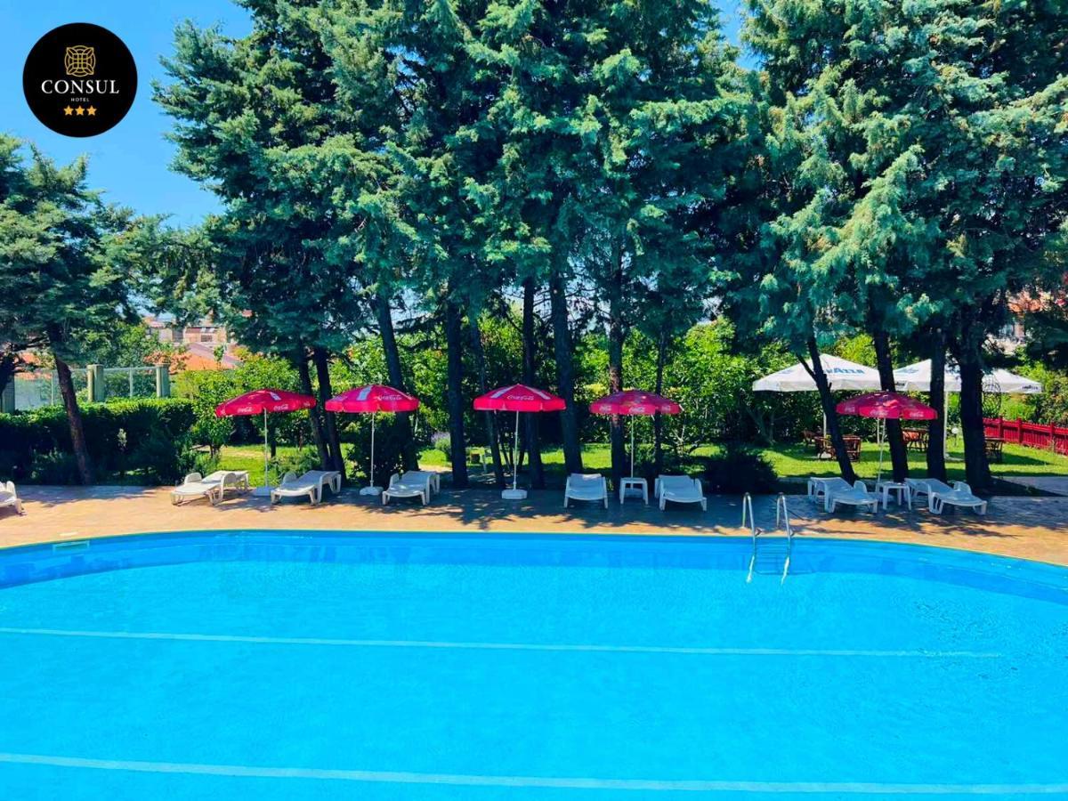 סבטי ולאס Hotel Consul מראה חיצוני תמונה