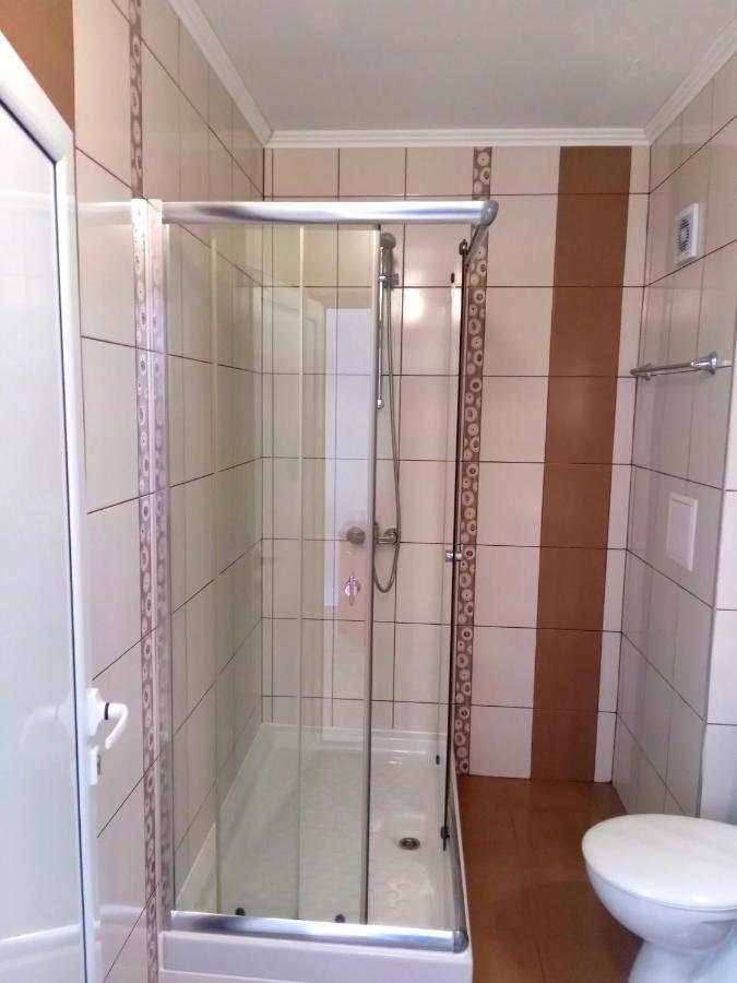 סבטי ולאס Hotel Consul מראה חיצוני תמונה